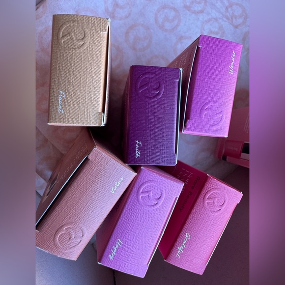 Rare Beauty Other - NWT Rare Beauty Soft Pinch Blush + Luminizer Bundle x6 units